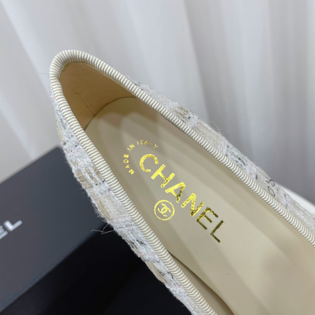 CC 26s Ballet Flat Black Cream Tweed Leather 944422