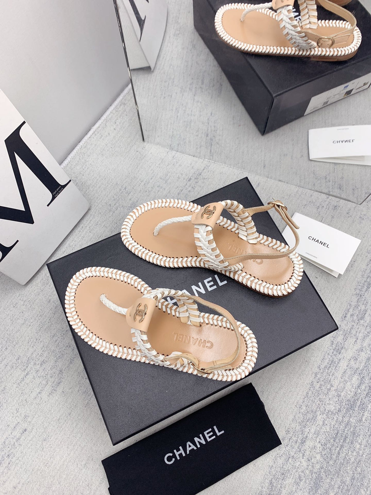 CC 26s Thong Sandals Beige White Interlocking Leather 160000