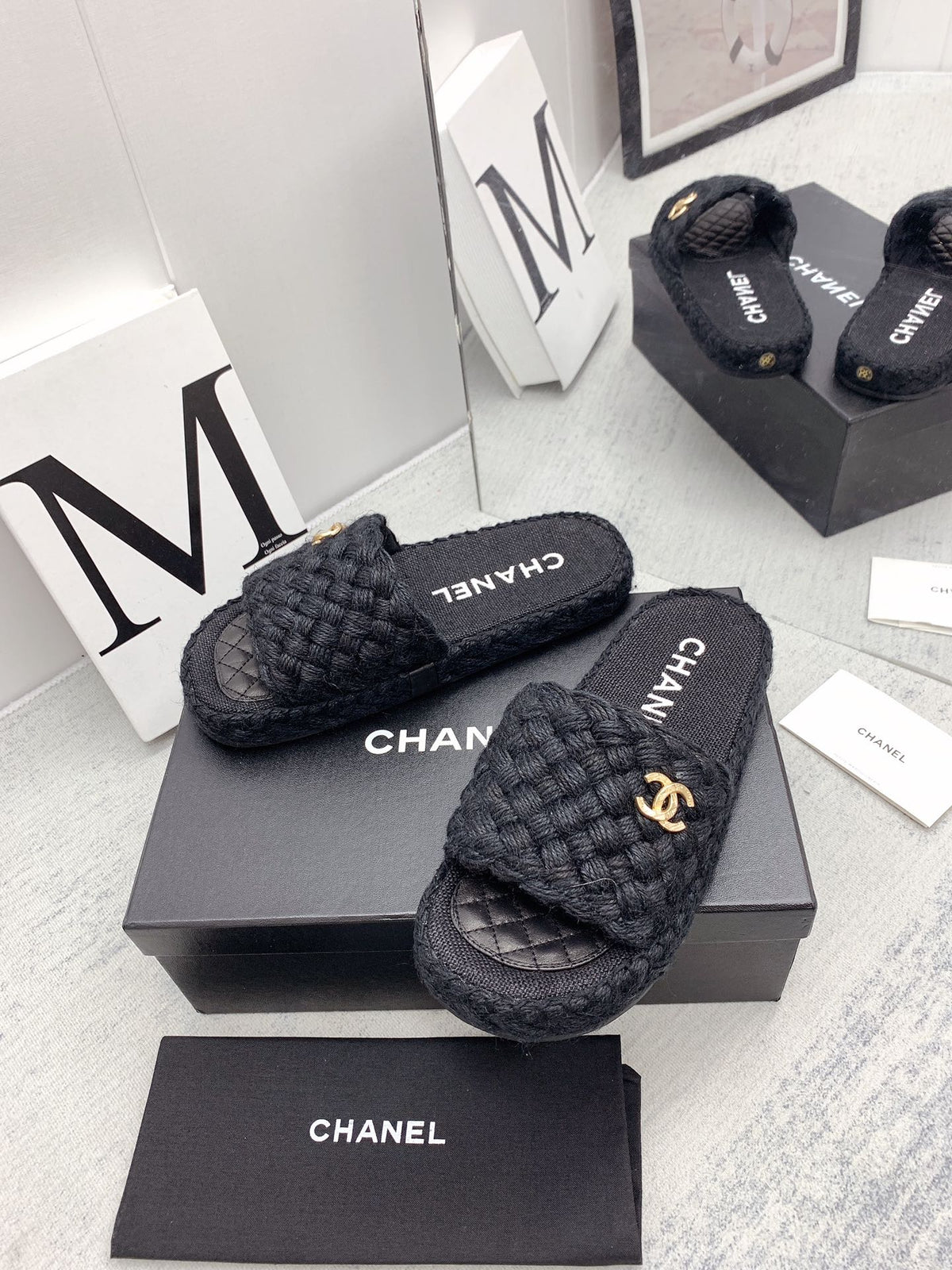 CC 26s Mules Black Interlocking Fabric Lambskin 160004