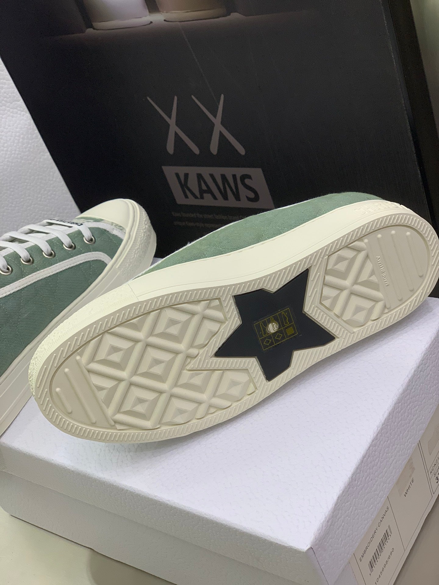 CD 26s Walk'n'Dior Sneaker Pale Green Cream Cotton 966656