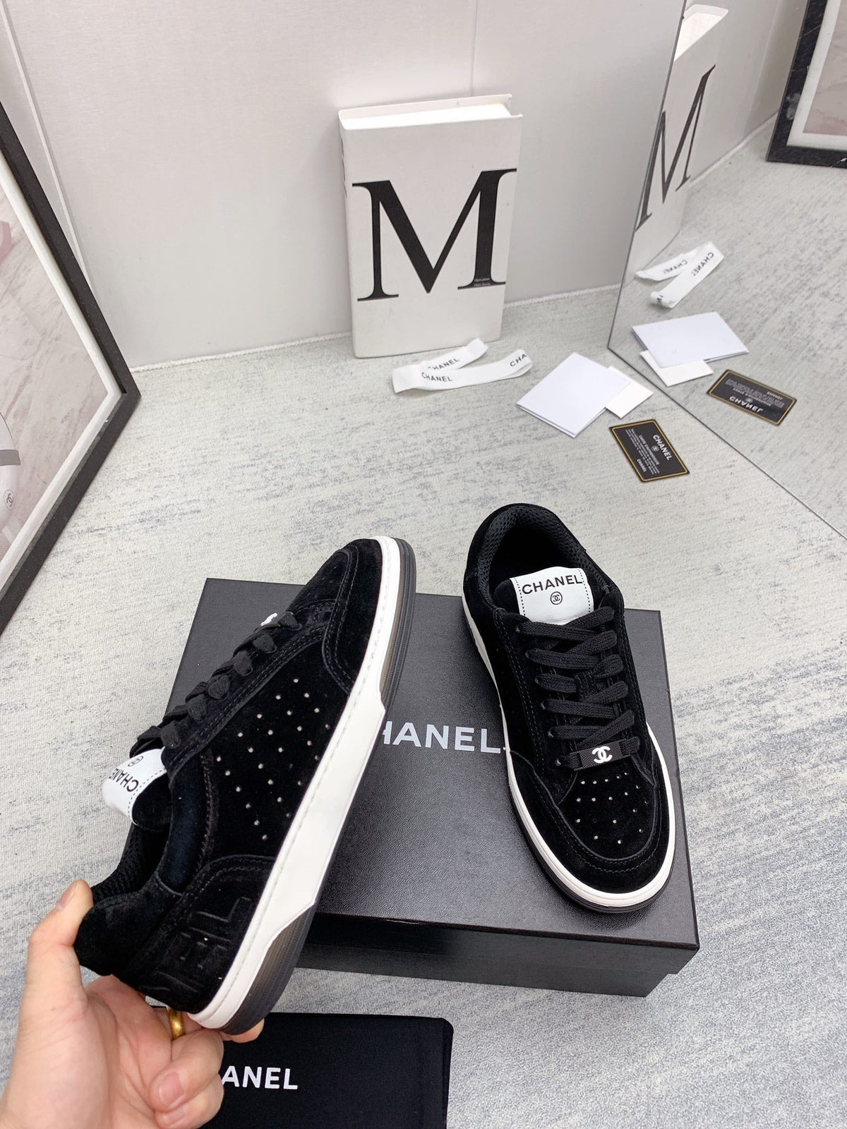 CC 26s Low Top Sneakers Black Suede Leather 160059