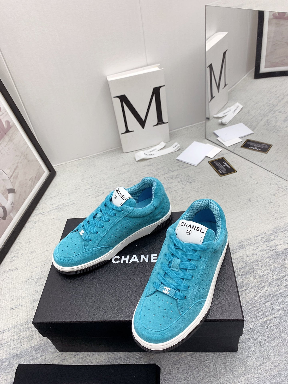 CC 26s Low Top Sneakers Blue Suede Leather 160061