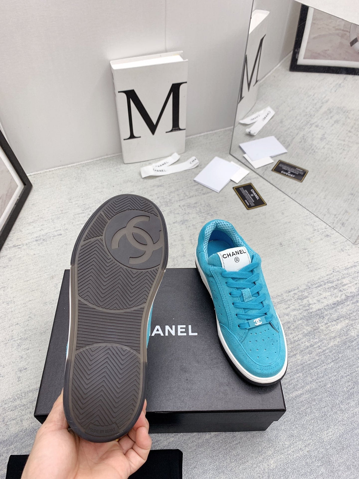 CC 26s Low Top Sneakers Blue Suede Leather 160061