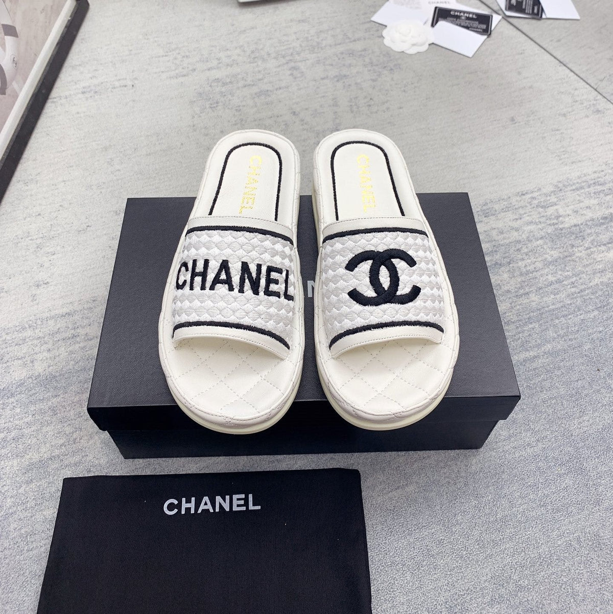 CC 26s Mules White Black Fabric Lambskin 160066