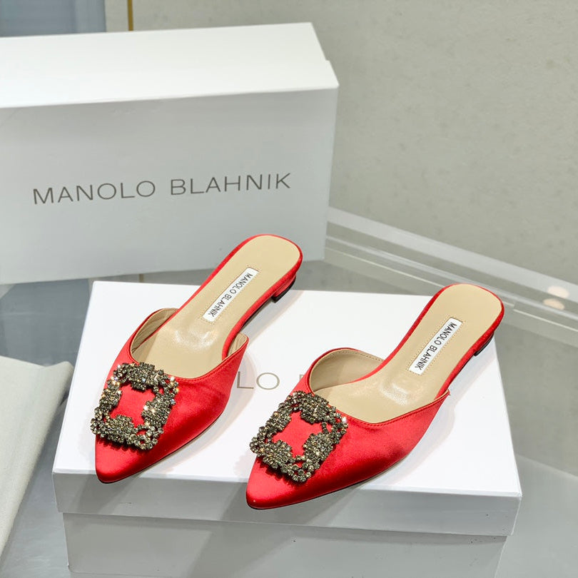 Manolo Buckle Flast Mules Red Silk 327518