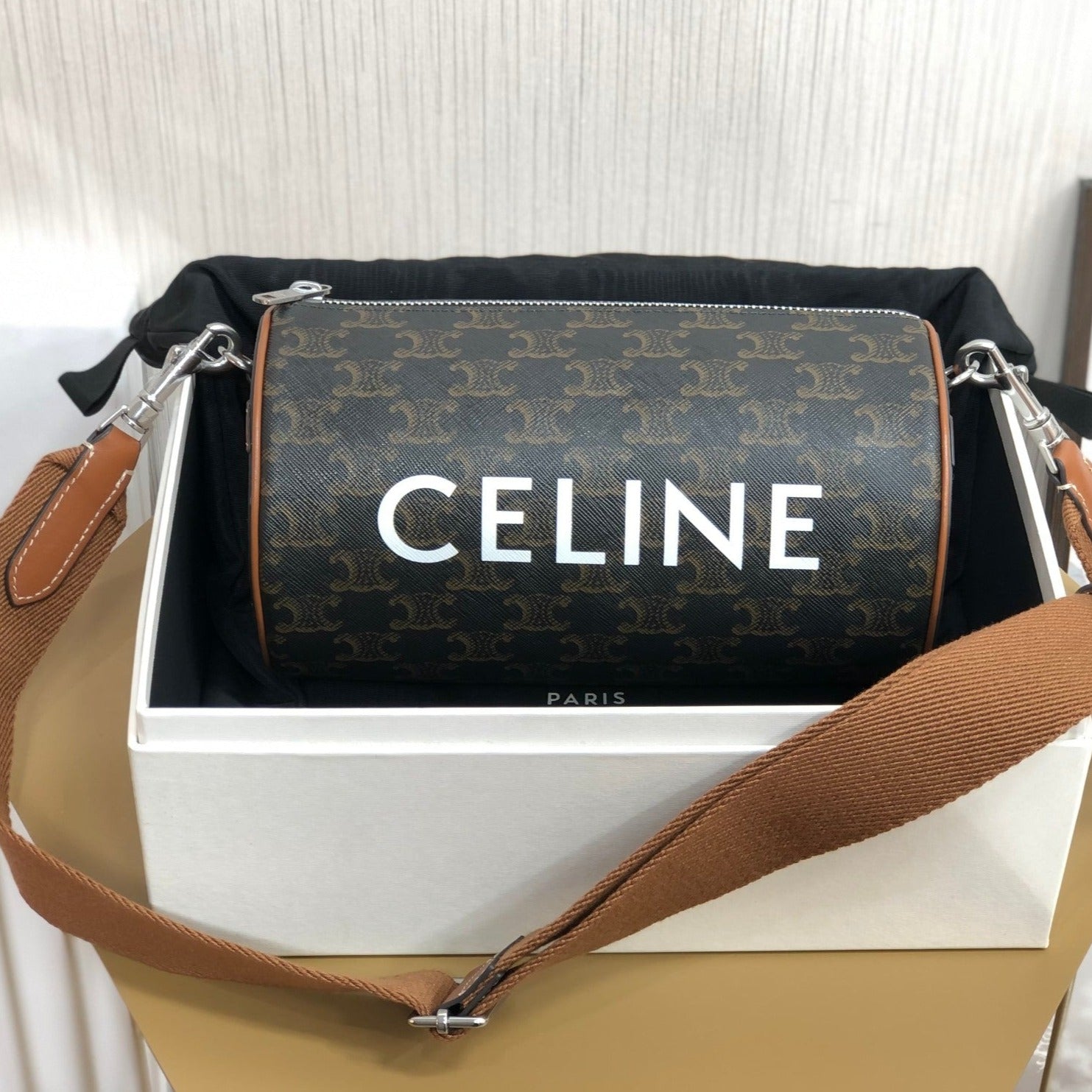 CYLINDRICAL 22 BAG BLACK PATTERN COWHIDE