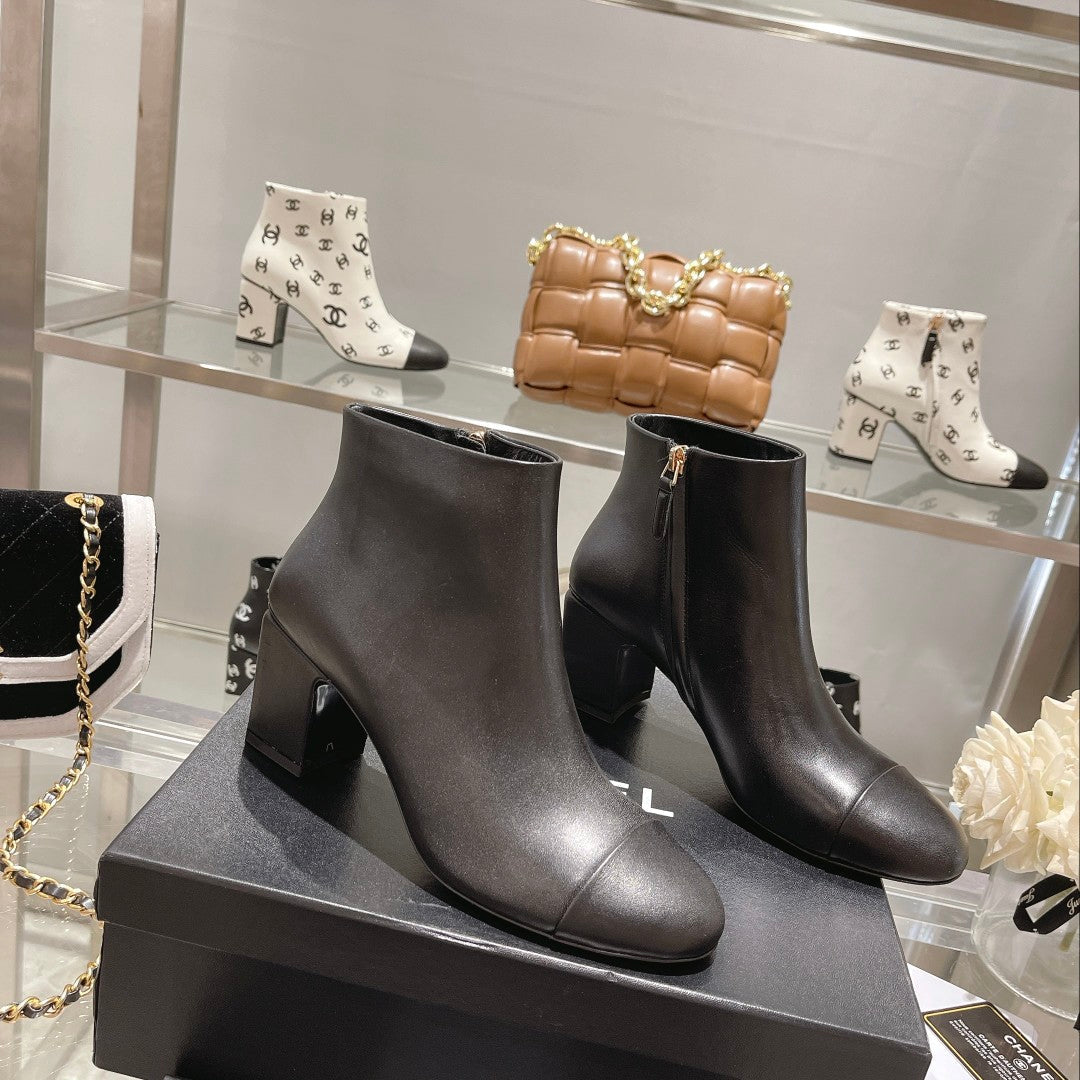 CC 26s Booties 6.5cm Black Sheepskin 966880