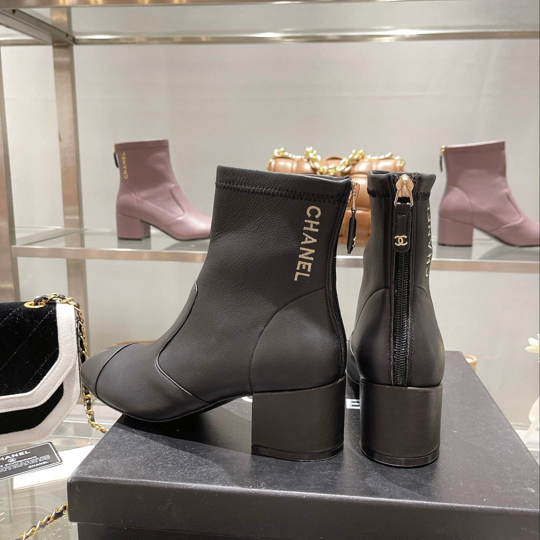 CC 26s Cap-Toe Block-Heel Ankle Boots 5cm Black Leather 966881