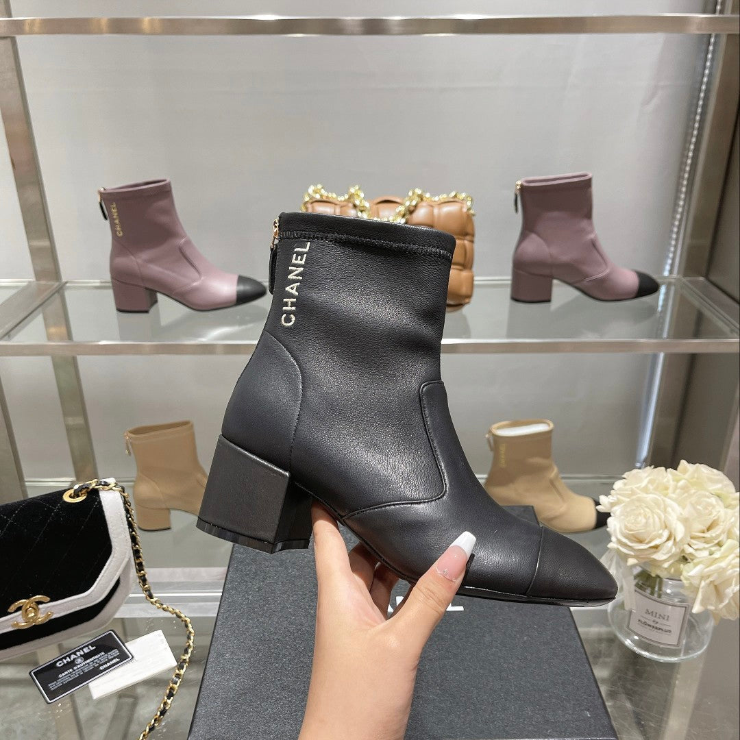CC 26s Cap-Toe Block-Heel Ankle Boots 5cm Black Leather 966881
