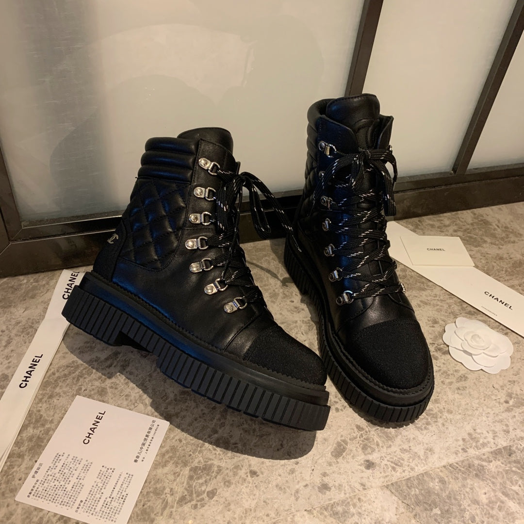 CC Combat Boots 50mm In Black Calfskin Quilted And Lycra Fabric 940072