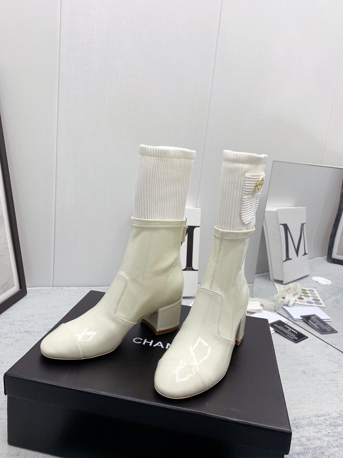 CC 26s Knit Boots Ivory Patent Leather Knit 160128
