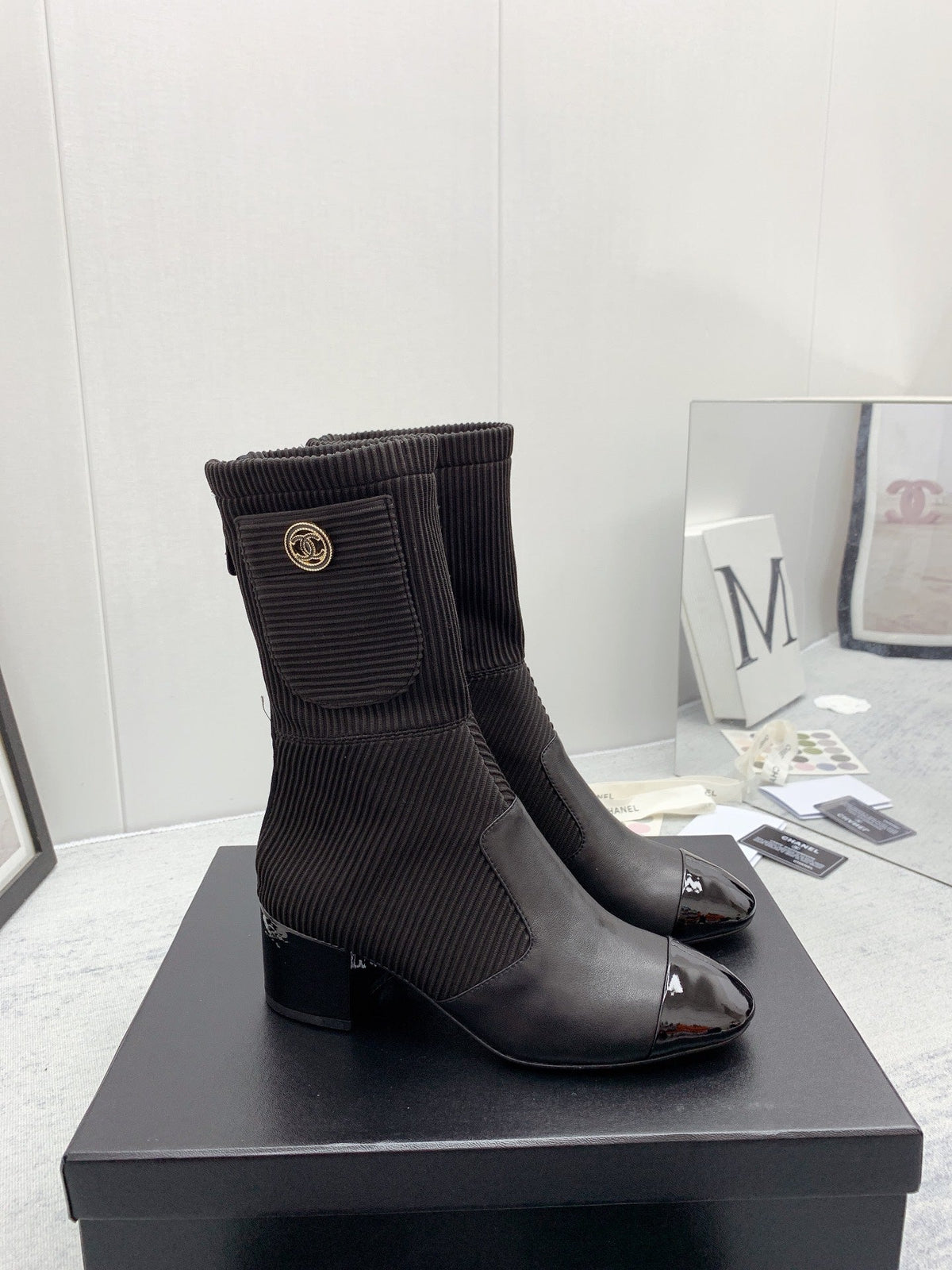 CC 26s Knit Boots Black Calfskin Patent Leather 160132