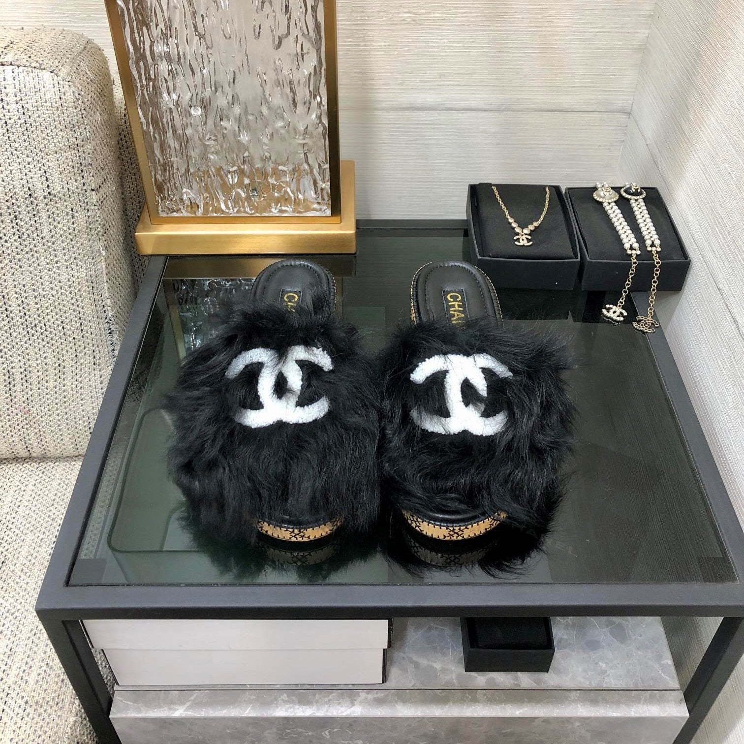 CC 26s Logo Slides Black Furry Leather 970163