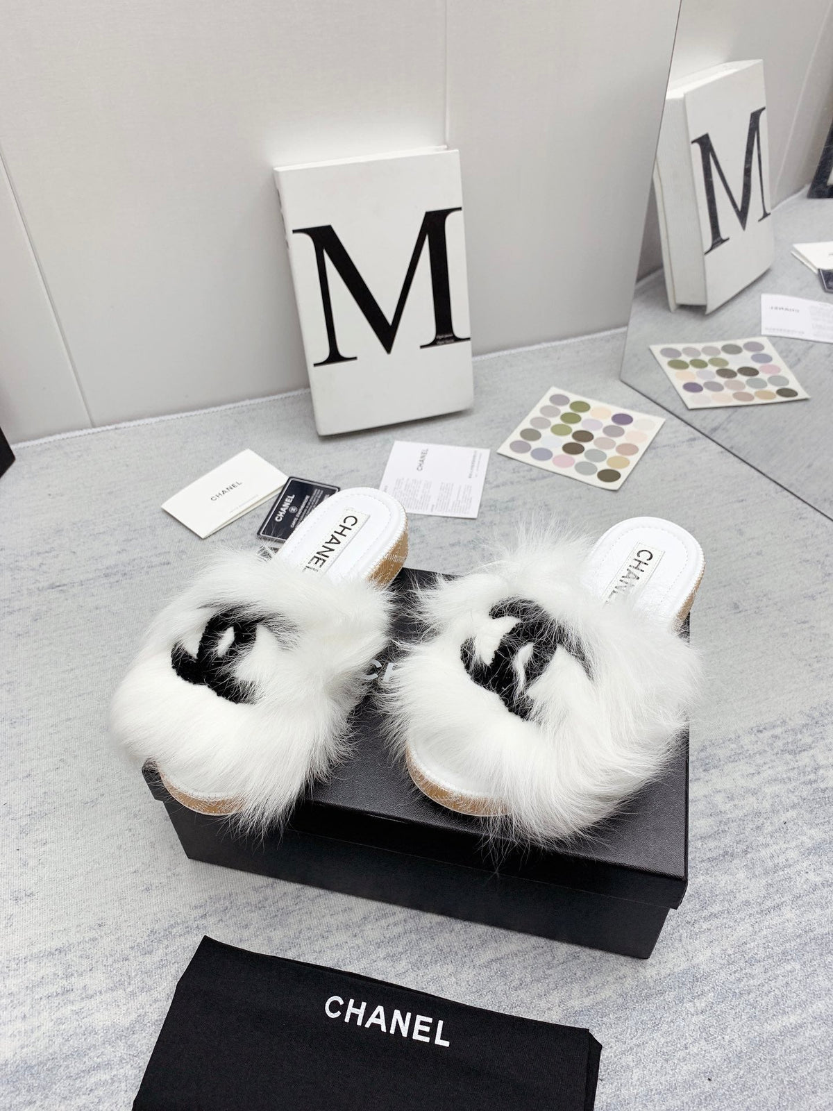 CC 26s Fur Mules White Black Tweed 160134