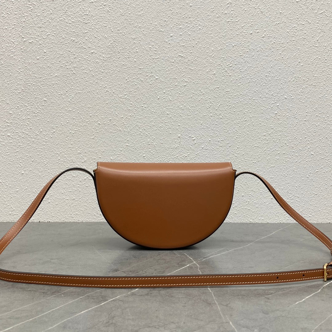 Celine Besace Cuir Bag Triomphe Brown Calfskin