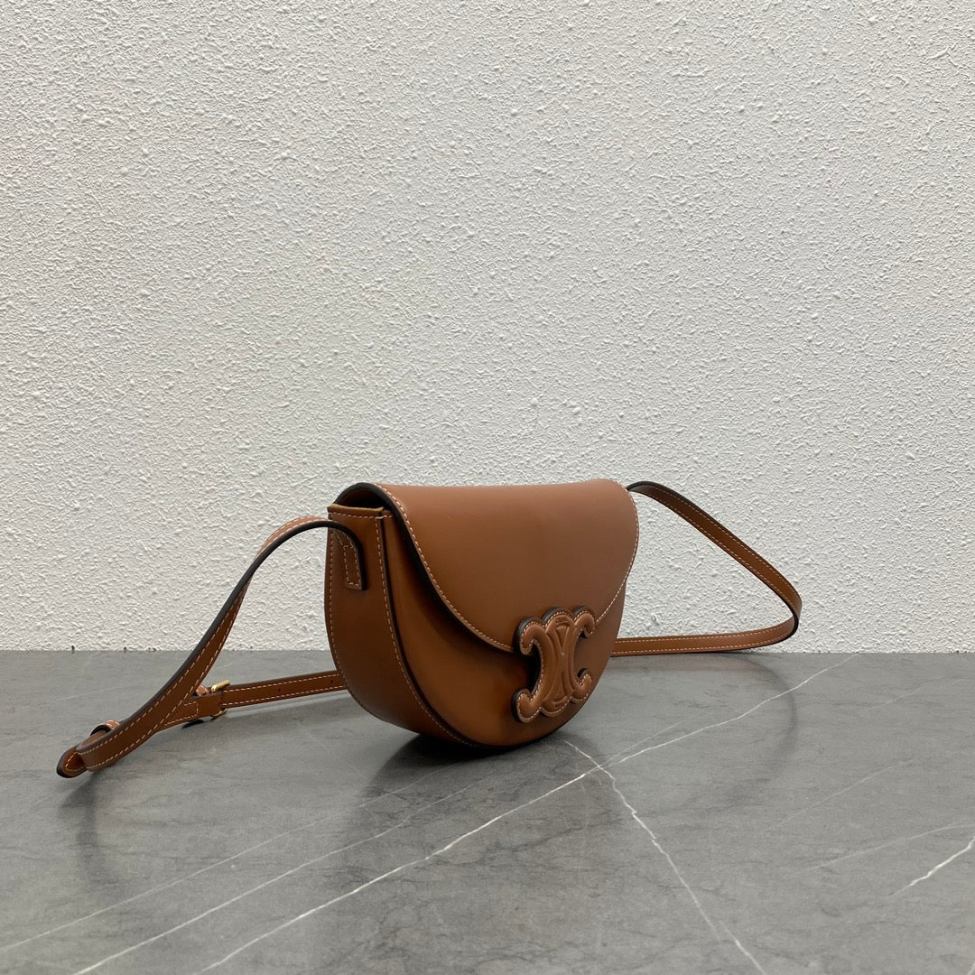 Celine Besace Cuir Bag Triomphe Brown Calfskin