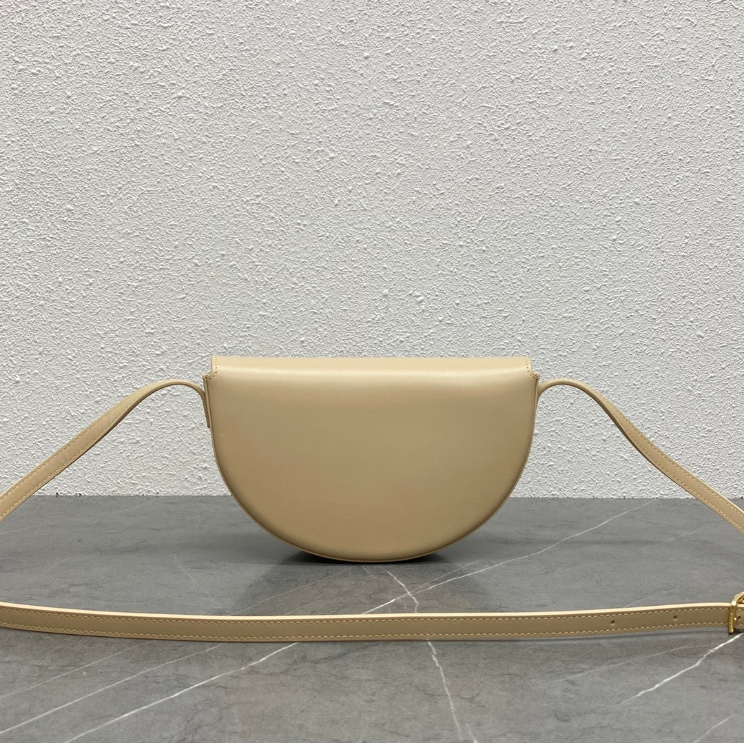 Celine Besace Cuir Bag Triomphe Beige Calfskin