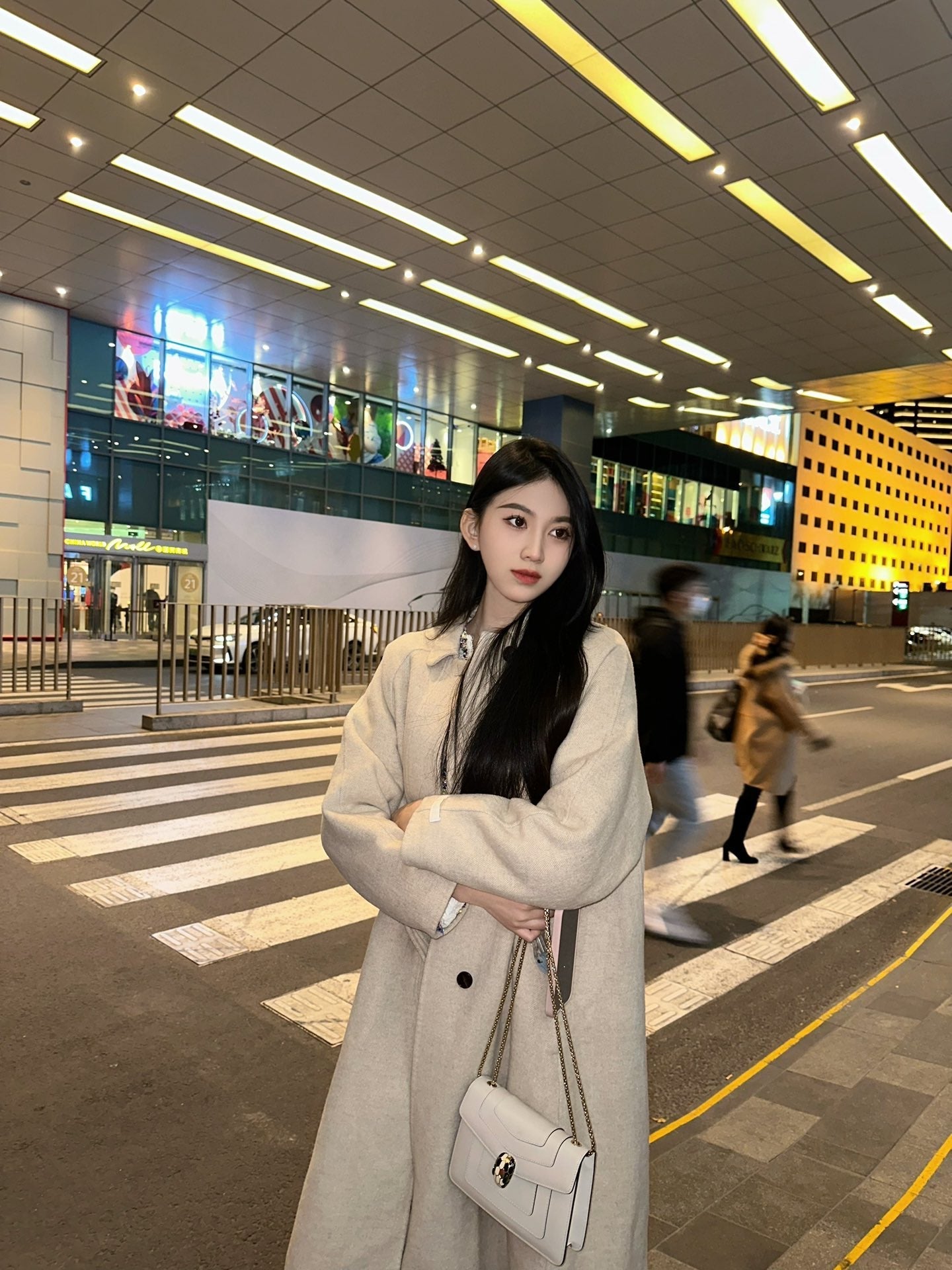 BVL Serpenti Forever Crossbody 20cm White Cafskin GHW 188634