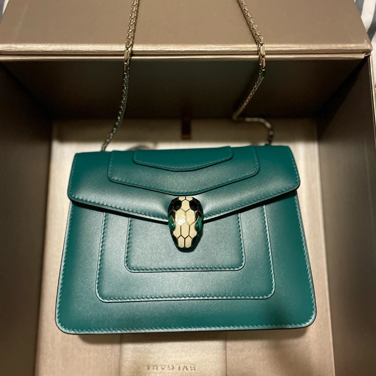 BVL Serpenti Forever Crossbody 20cm Emerald Green Cafskin GHW 188641