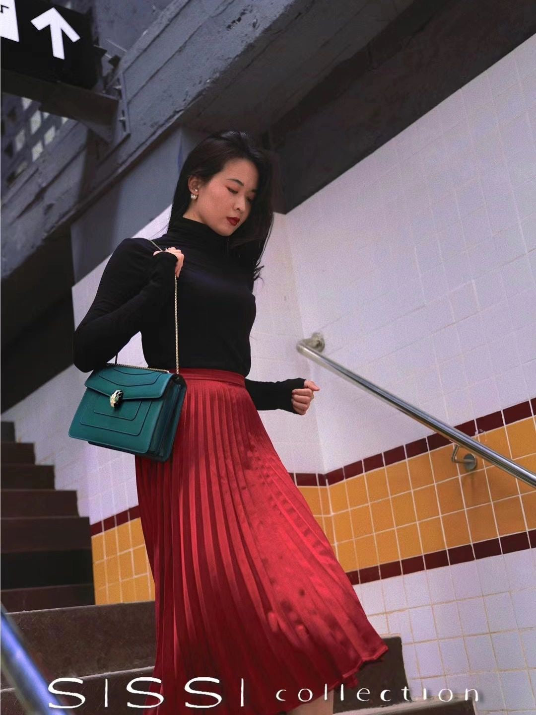 BVL Serpenti Forever Shoulder Bag 28cm Green Calfskin GHW 188642