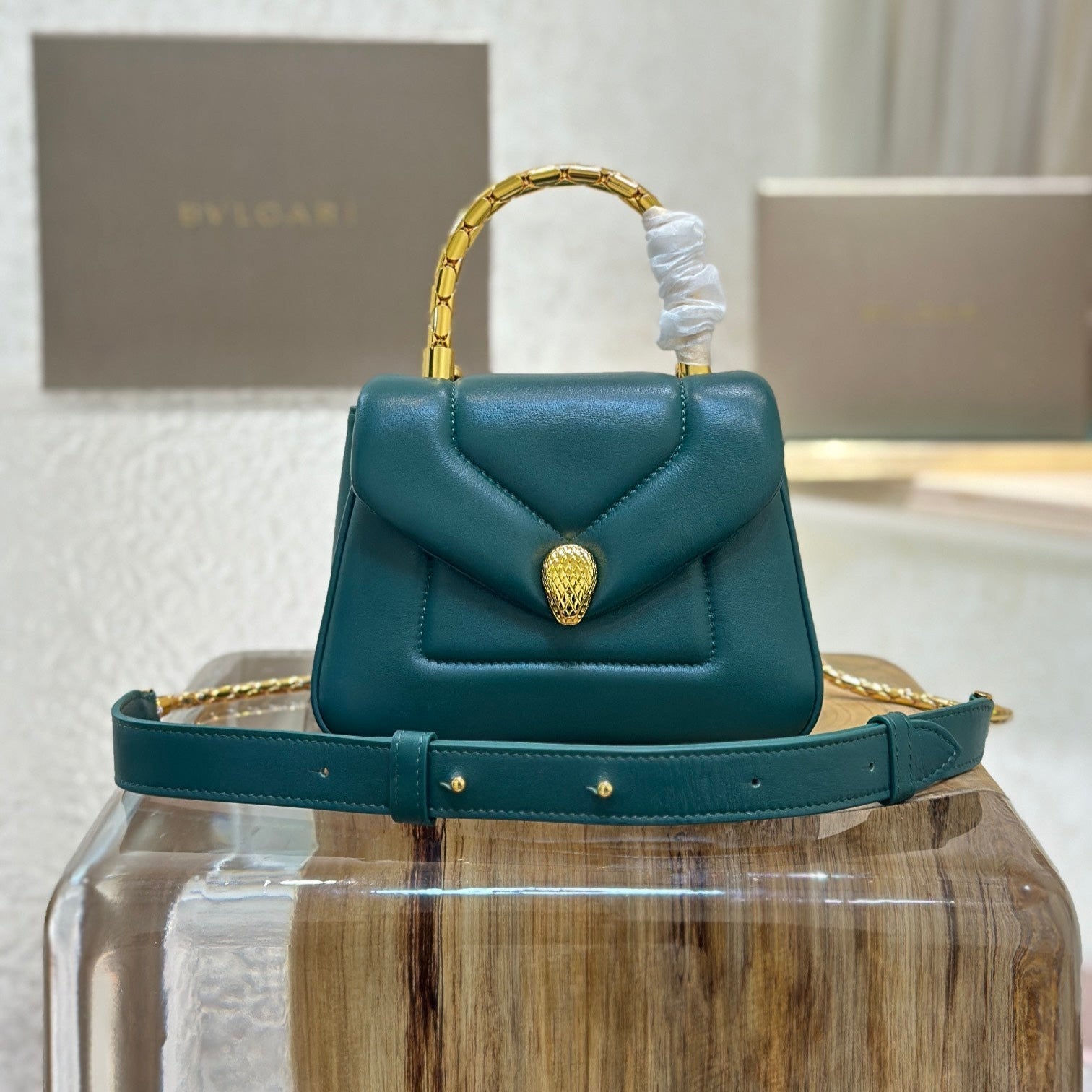 BVL Serpenti Reverse Top Handle 20cm Emerald Green Calfskin GHW 188554