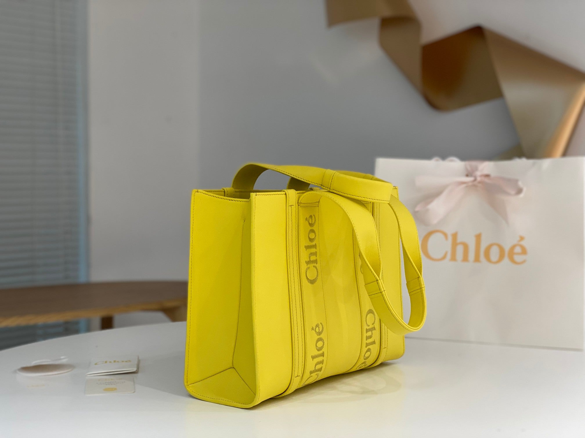 Chloé Woody tote bag 37cm yellow calfskin
