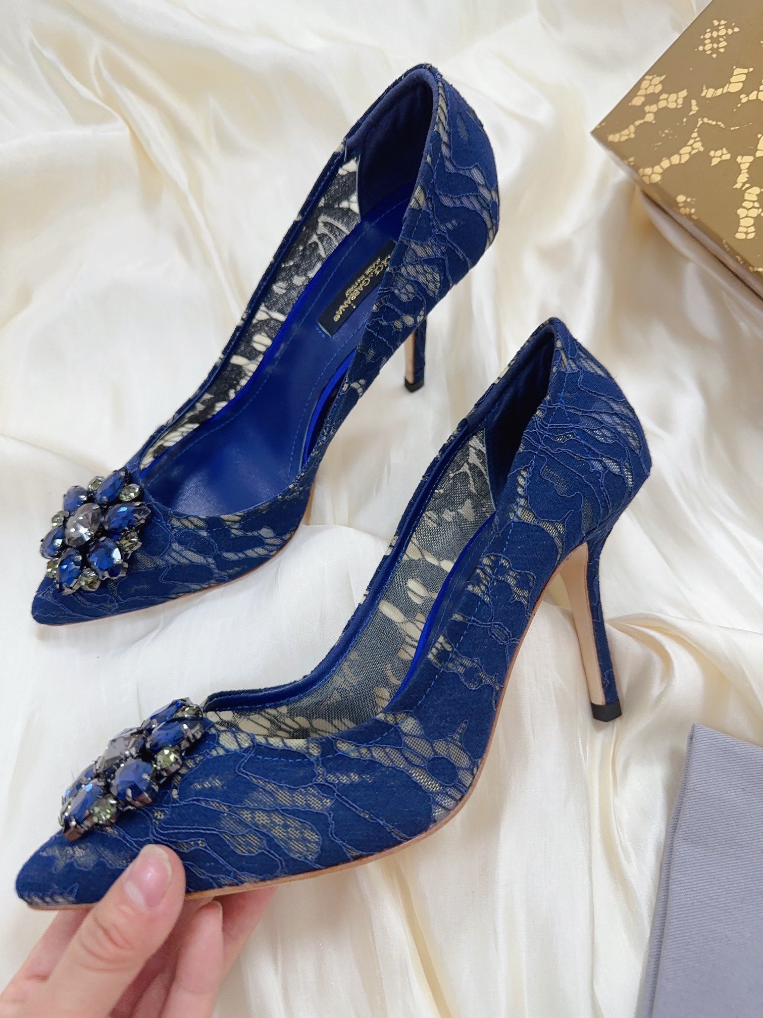 DC Floral Crystal Pumps Blue Genuine Leather & Lace 324772