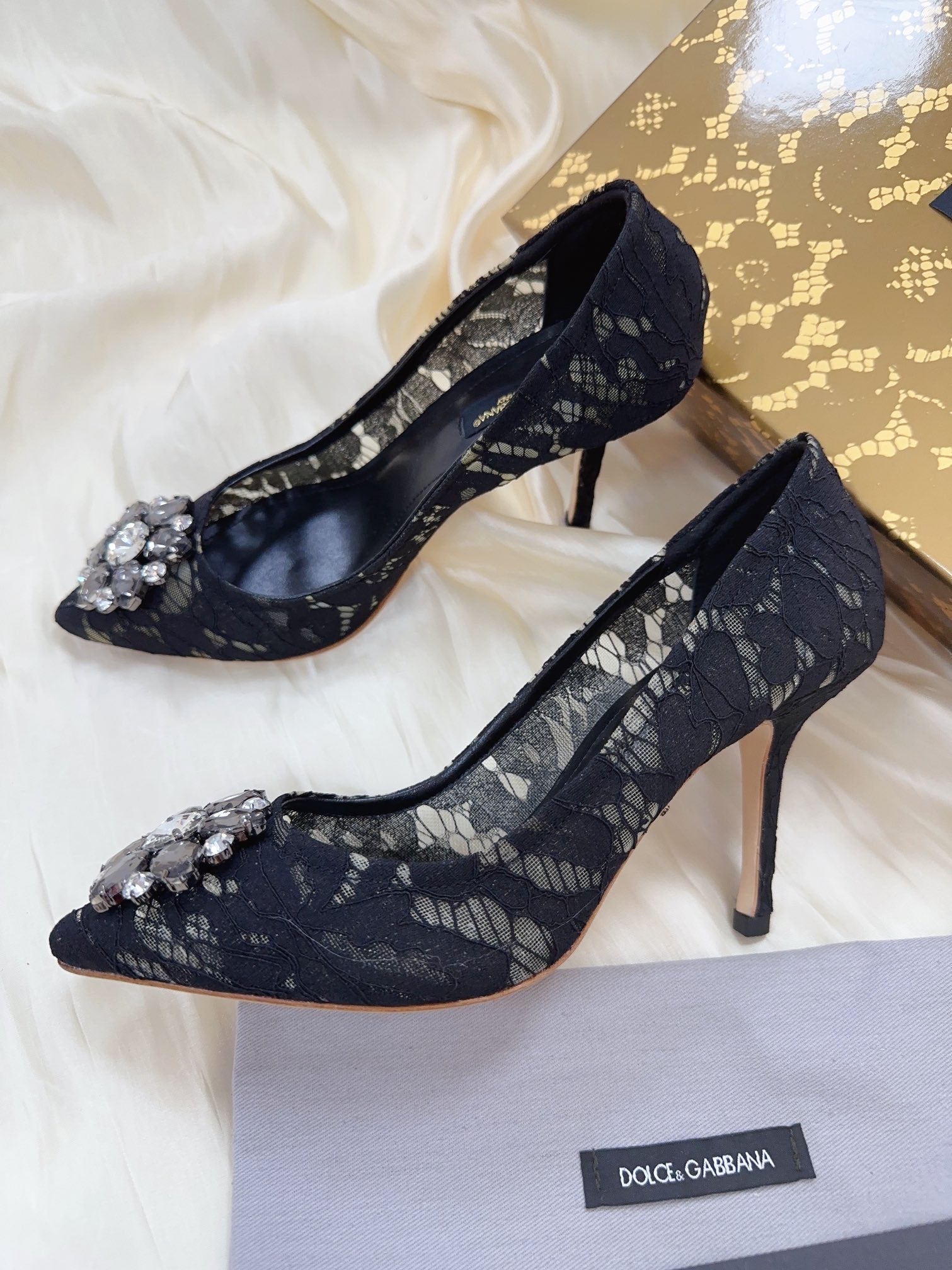 DC Floral Crystal Pumps Black Genuine Leather & Lace 324775