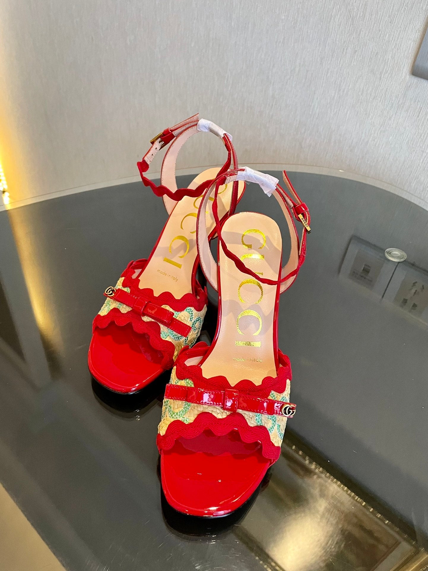 GG Kertu Heel Sandals 8cm Beige Red Green Raffia Leather 695680