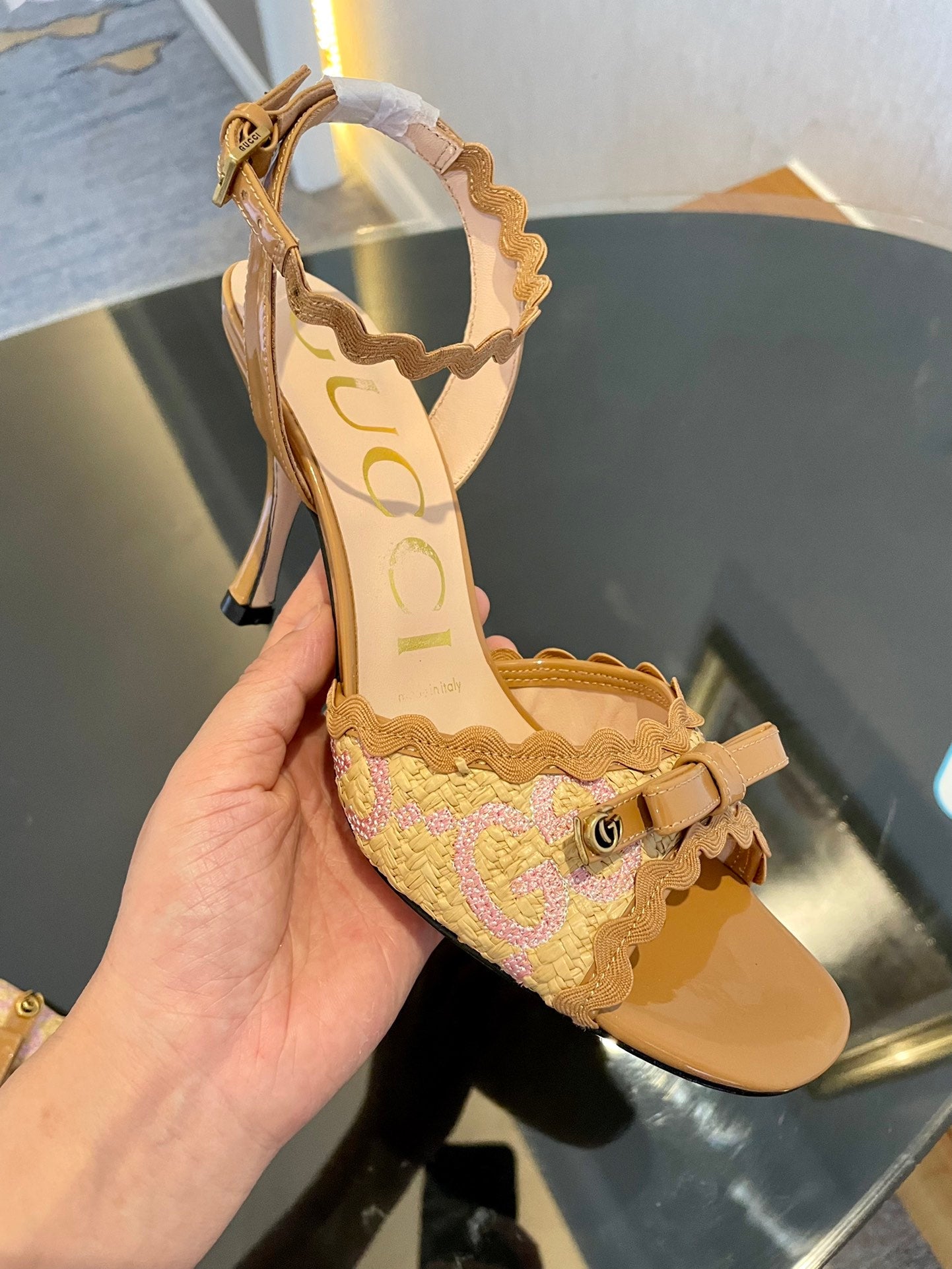 GG Kertu Heel Sandals 8cm Beige Raffia Leather 695682