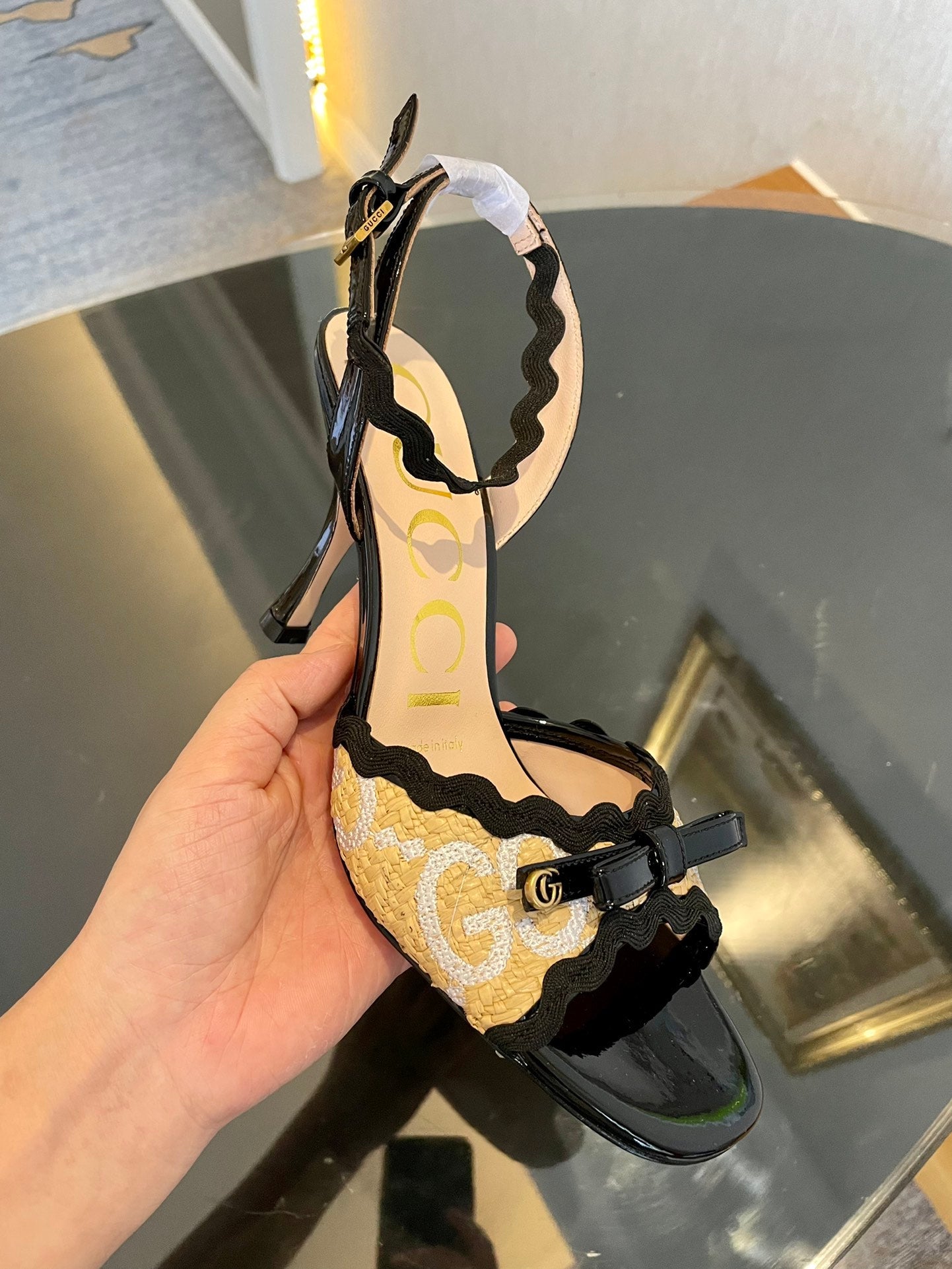 GG Kertu Heel Sandals 8cm Beige Black Raffia Leather 695685