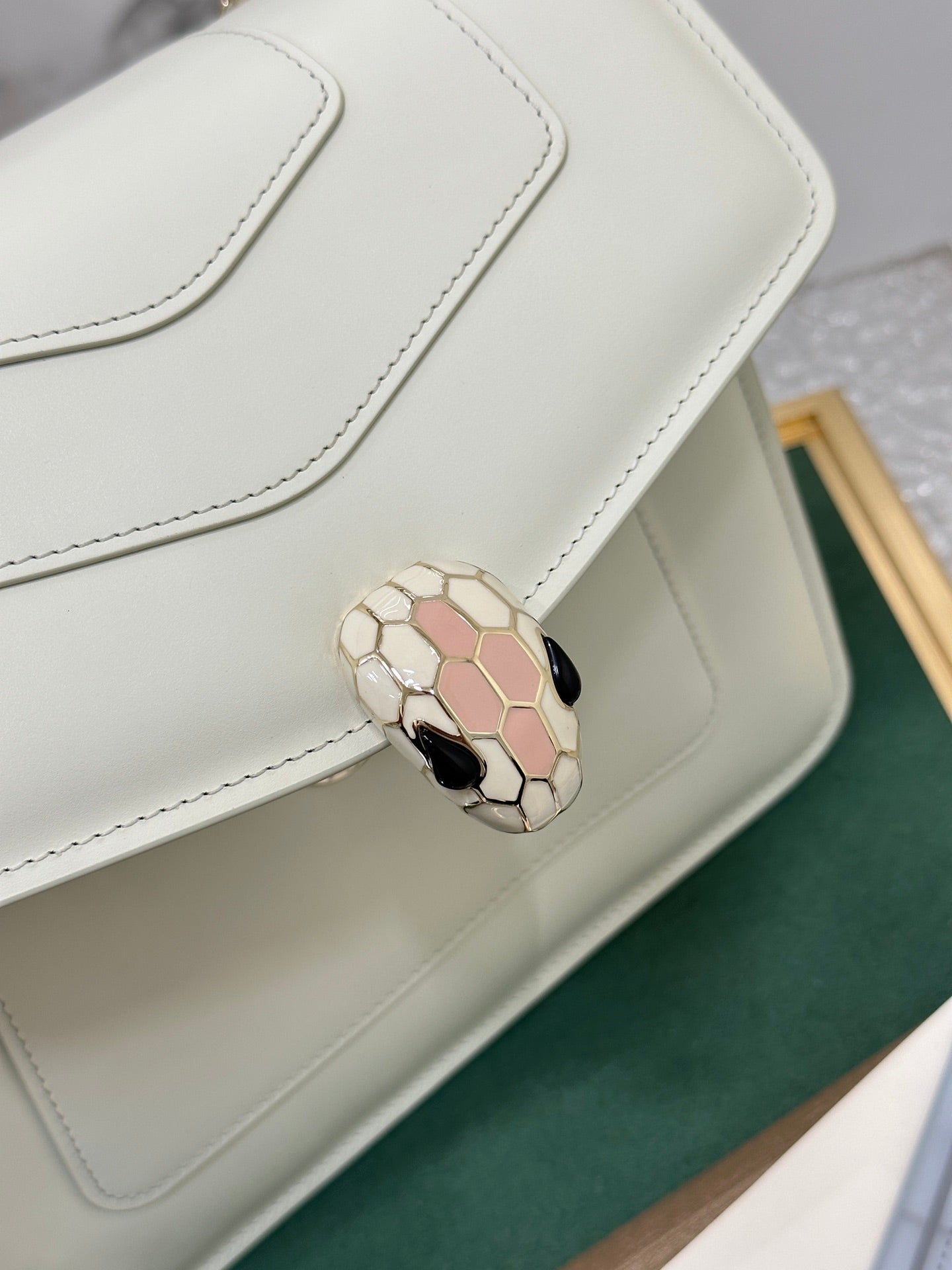 BVL Serpenti Forever Top Handle Bag 22.5cm White Calfskin GHW 188613