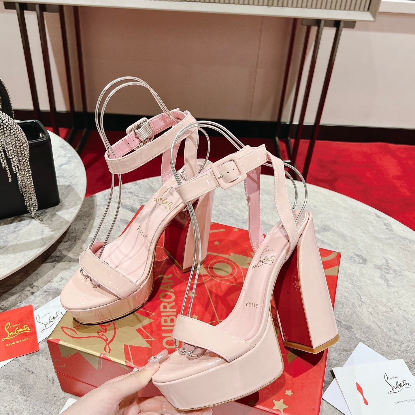 CL Loubi Bee Alta Sandal 13cm Pink Leather 825355