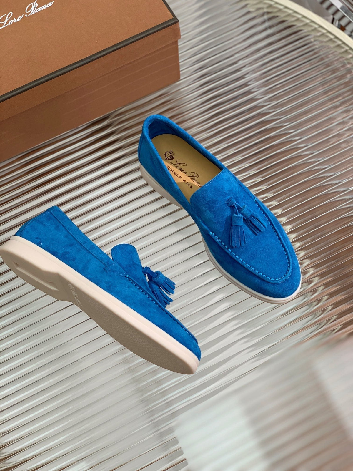 lp dot sole walk loafer blue suede