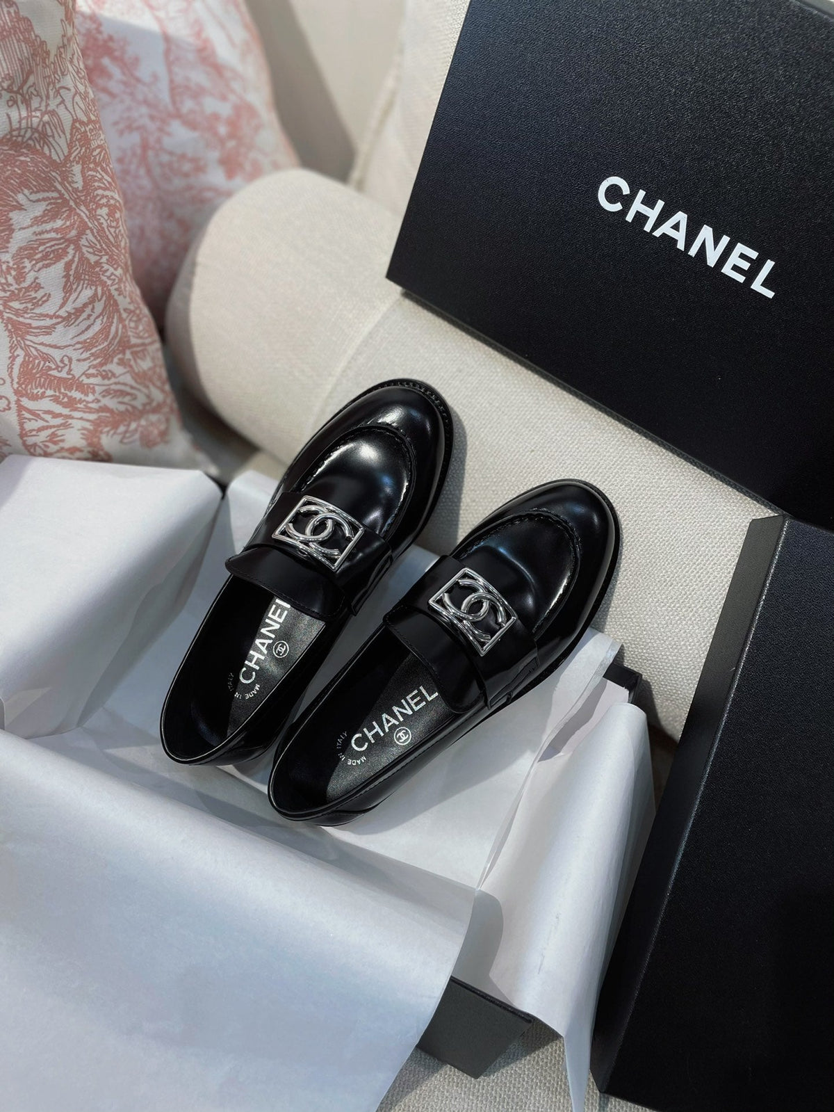 Chanel 26s Loafers Black Smooth Leather 156351