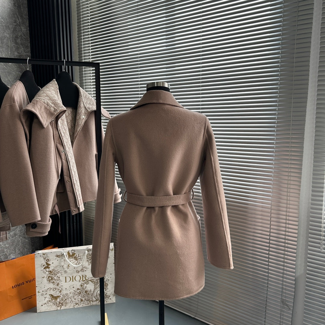 CD 26s Belted Short Wool Coat Beige Cashmere Wool 429307