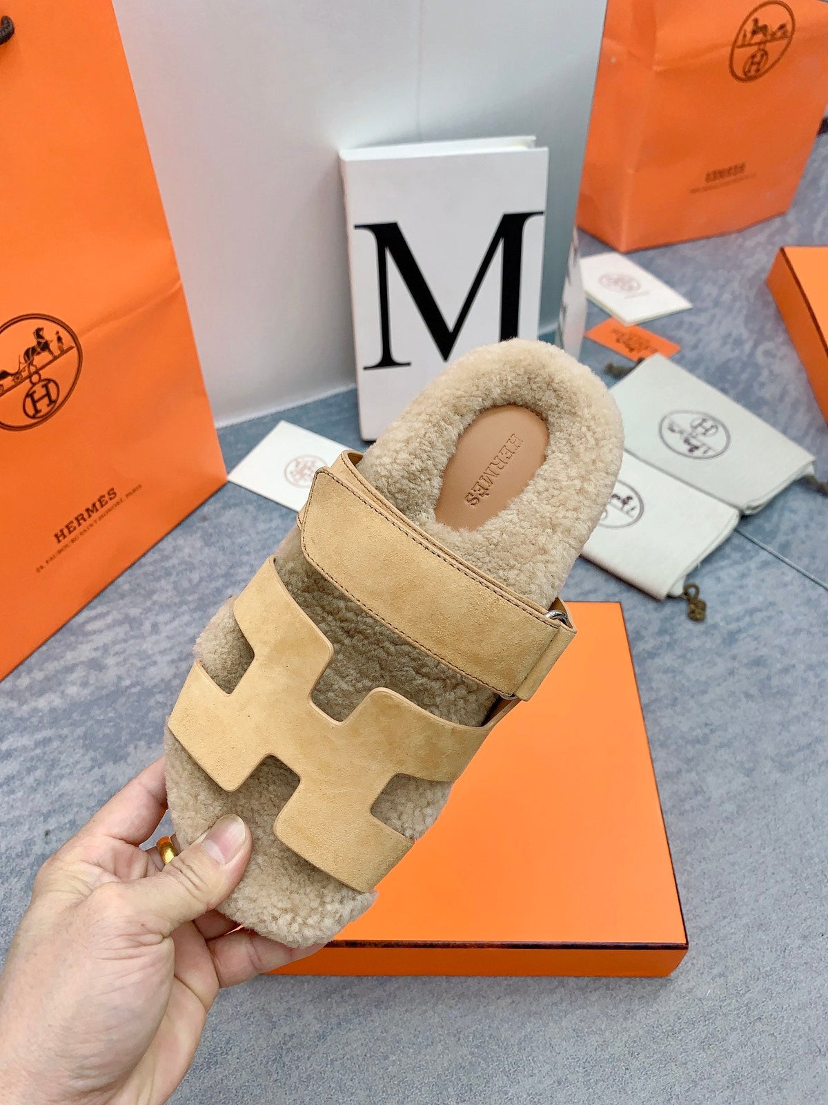 HM 26s Chypre Sandals Naturel Suede Shearling 160902