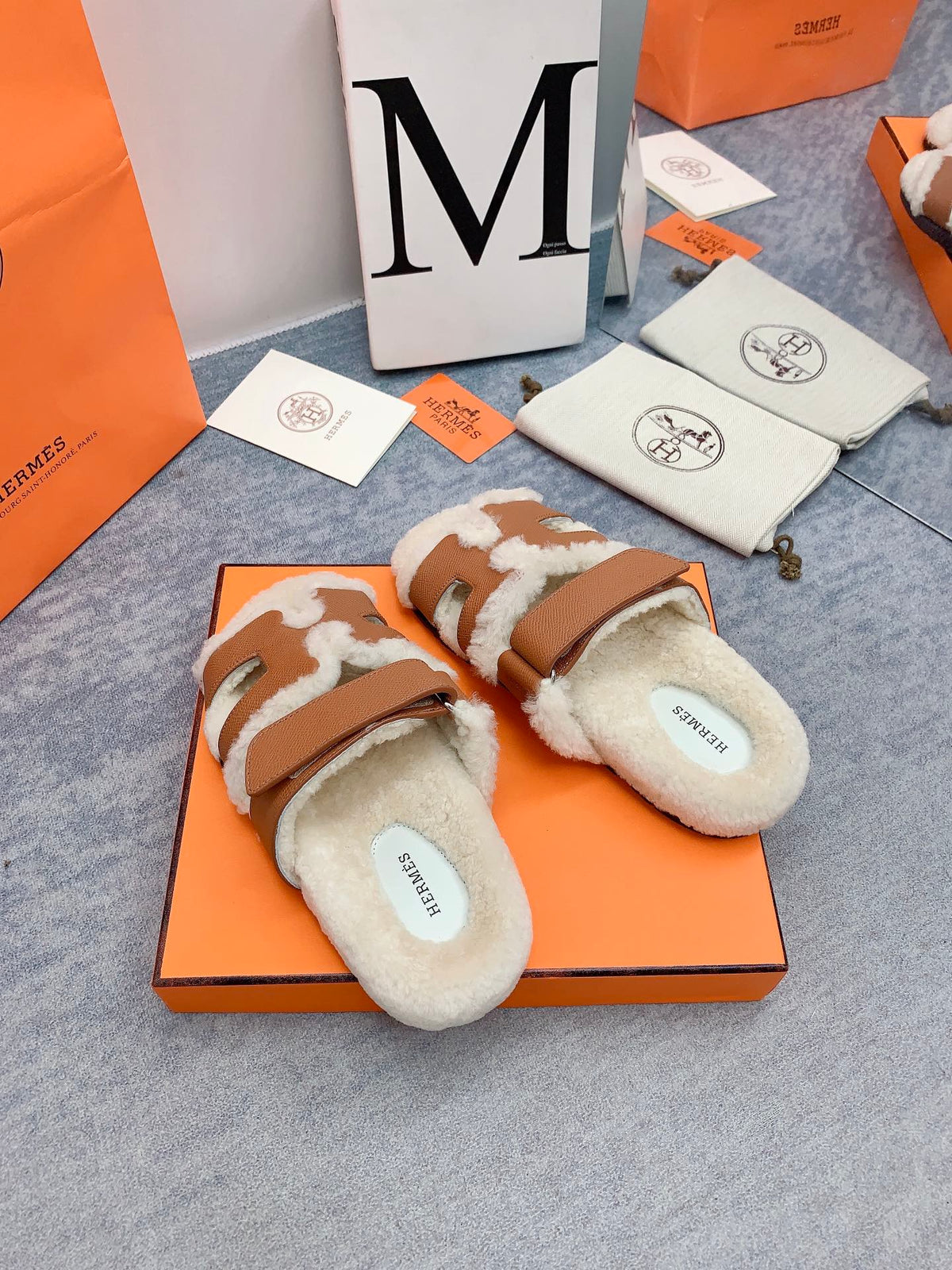 HM 26s Chypre Sandals Gold Leather Shearling 160915