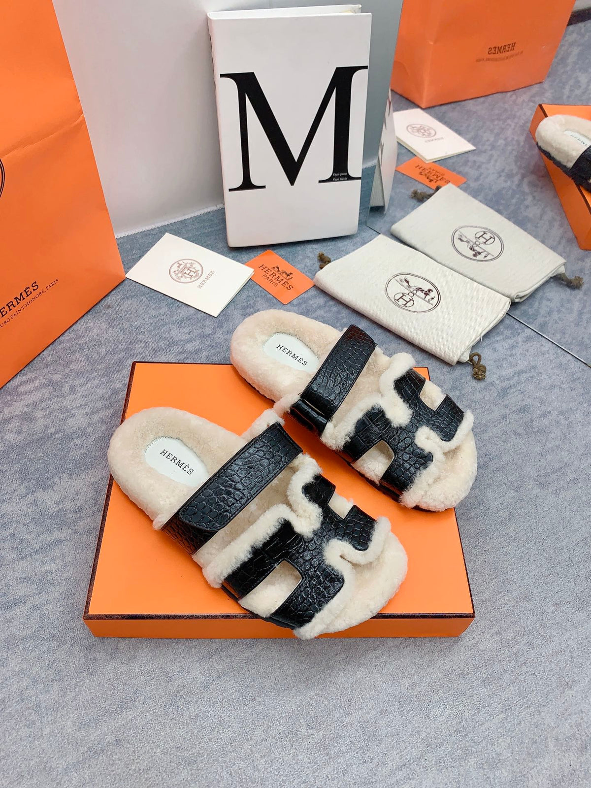 HM 26s Chypre Sandals Black Croc Patent Leather Shearling 160917
