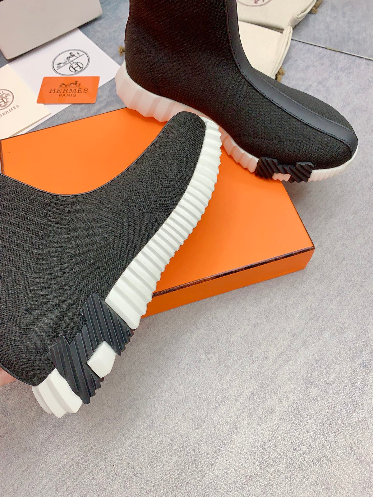 HM 26s Fun Sneakers Black Off-Black Knit 160927