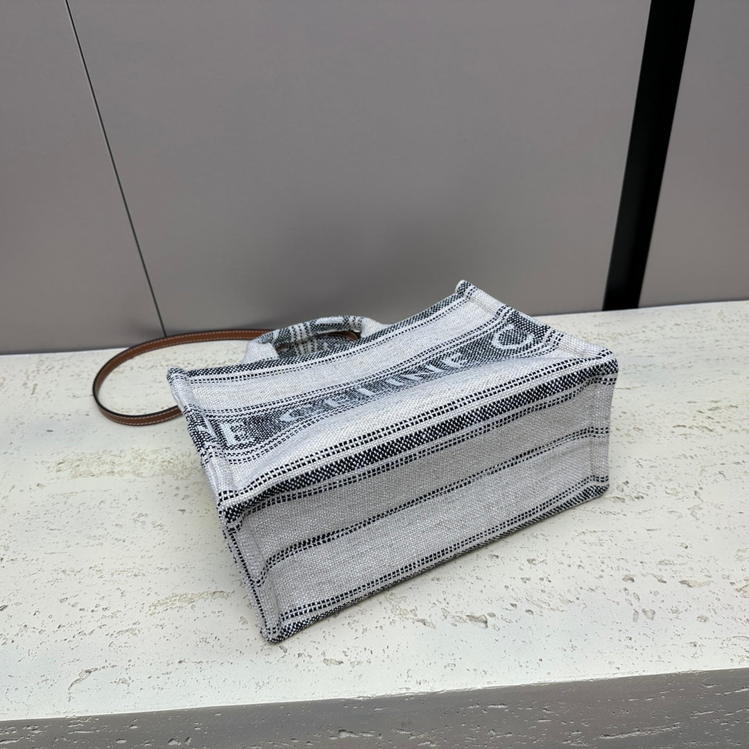 CABAS THAIS 26 CALFSKIN GREY