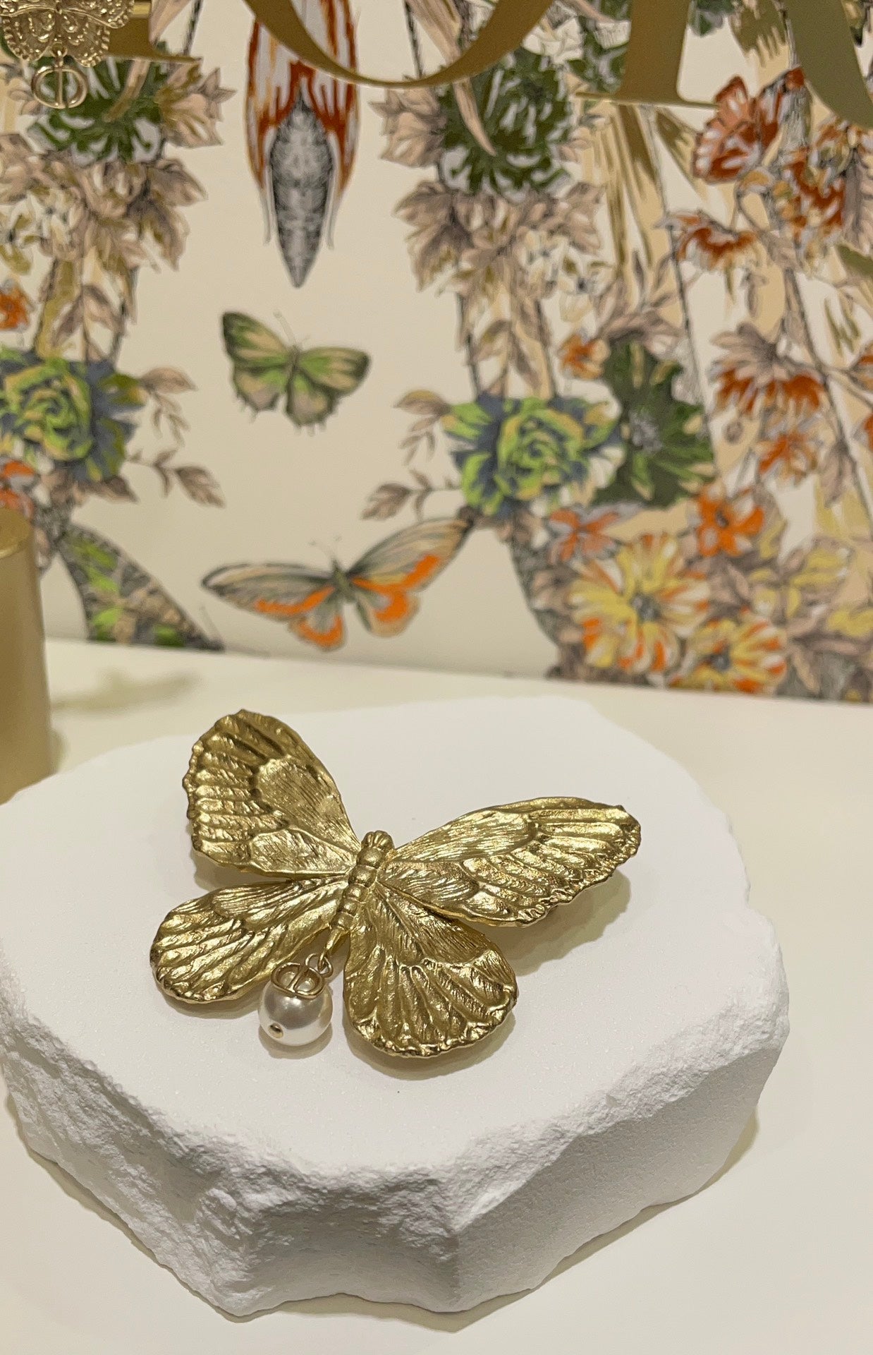 CD Brooch 08