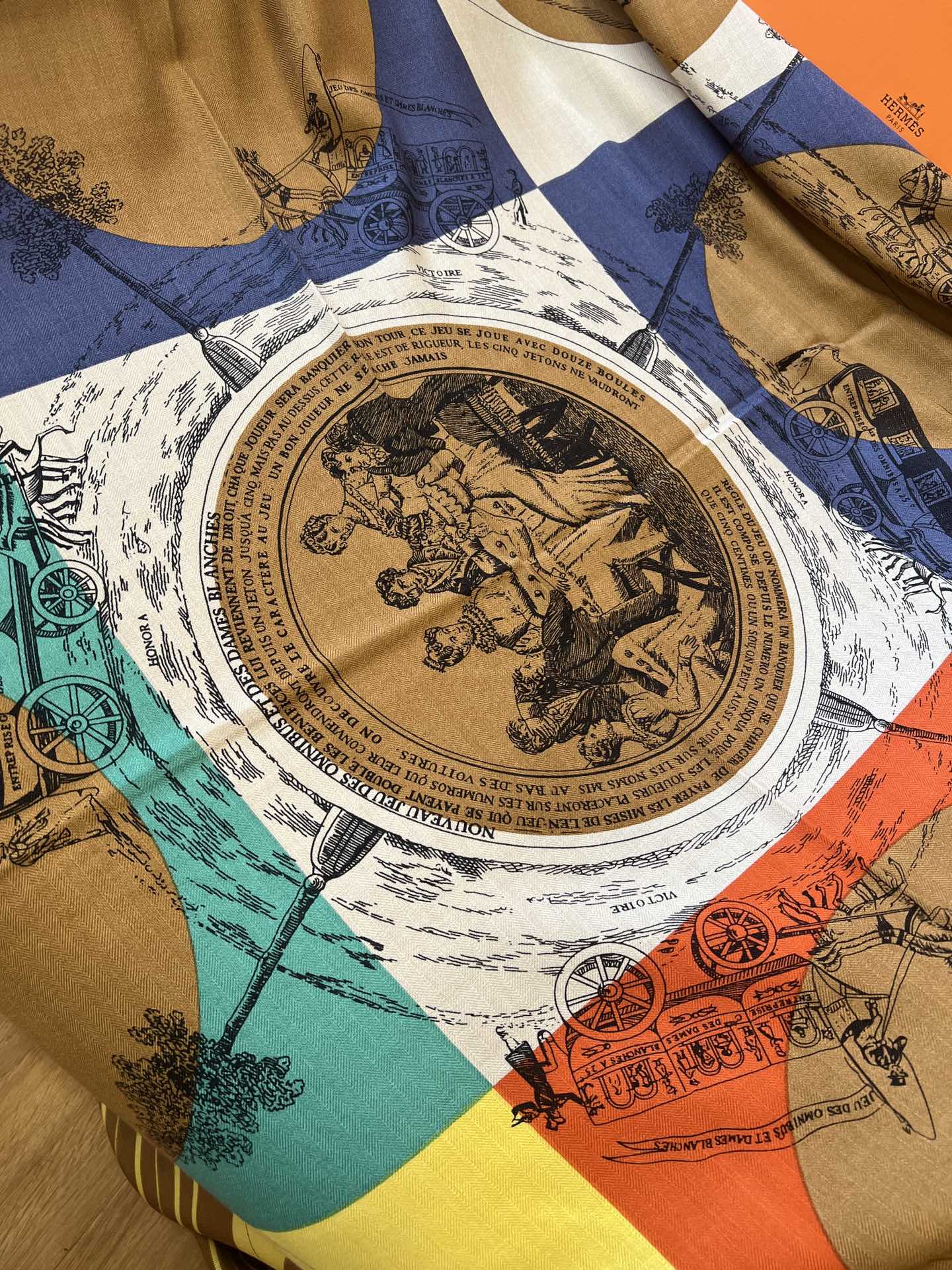 Square Scarf 140 CM In Brown Colorful Cashmere And Silk 327523