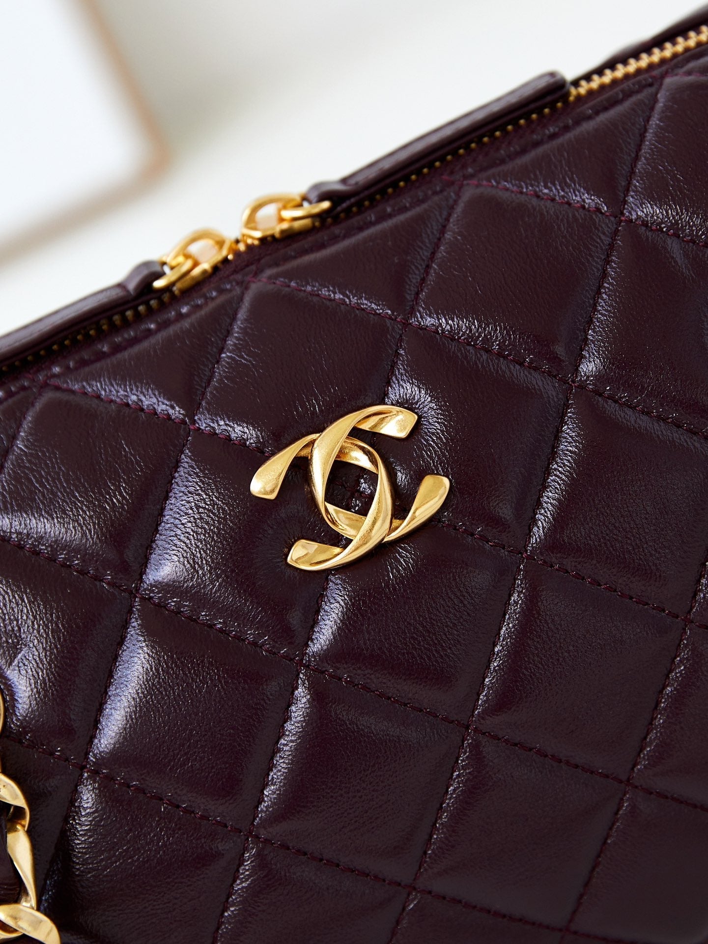 CC 24K Bowling Bag 25cm Burgundy Waxed Lambskin
