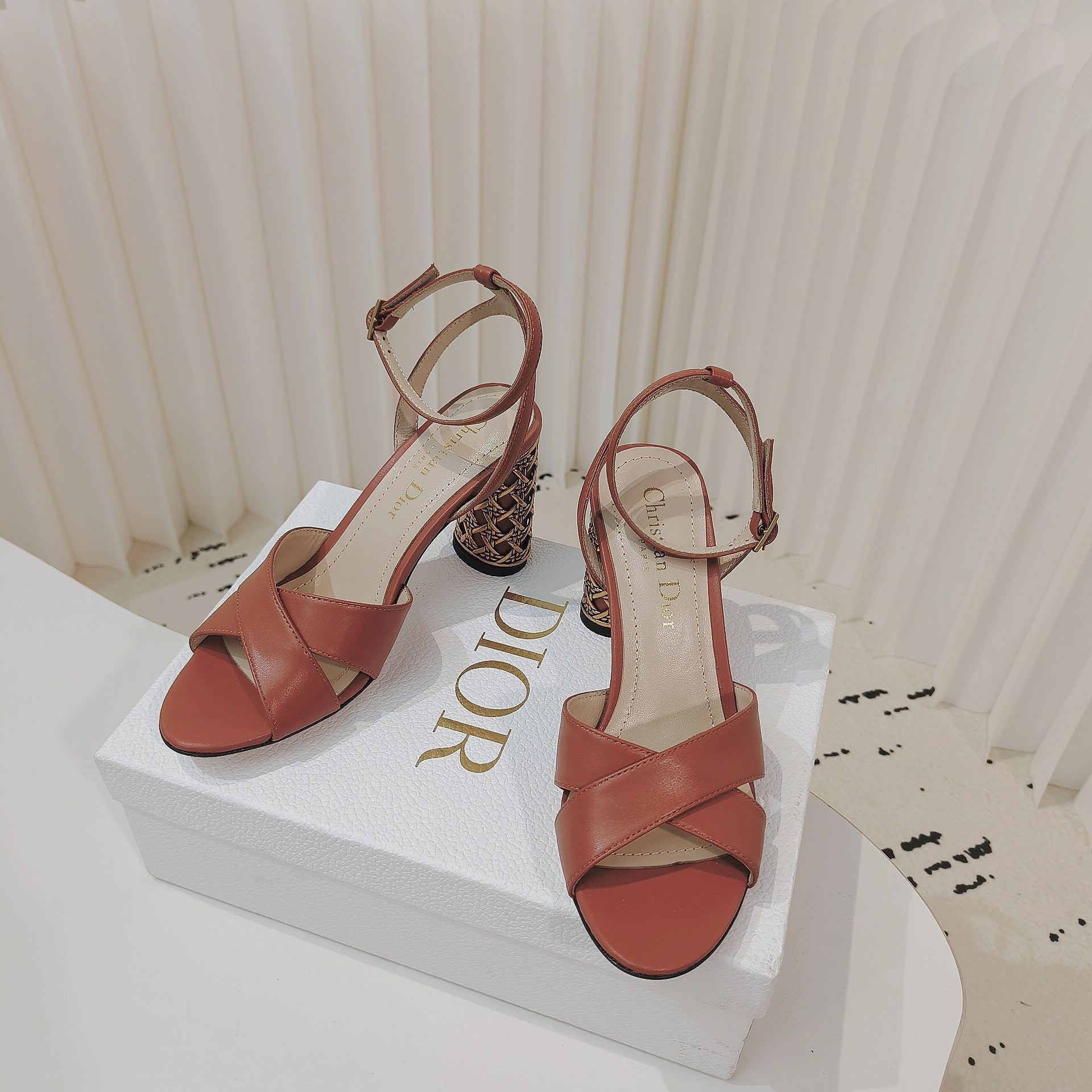 CD 26s Criss-Cross Strap Sandals 8cm Tan Leather 927498