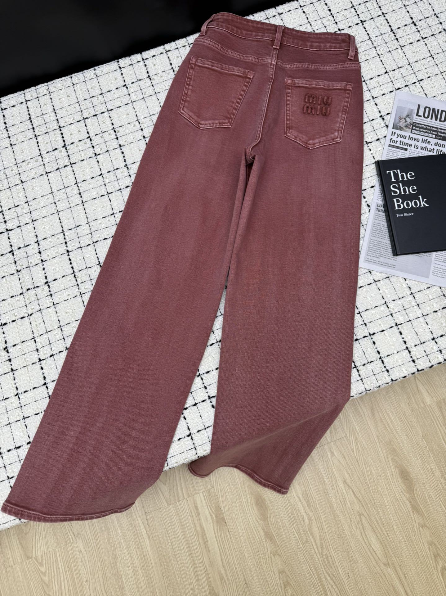 Miu Appliqué Embroidered Straight Leg Jeans Denim 404846