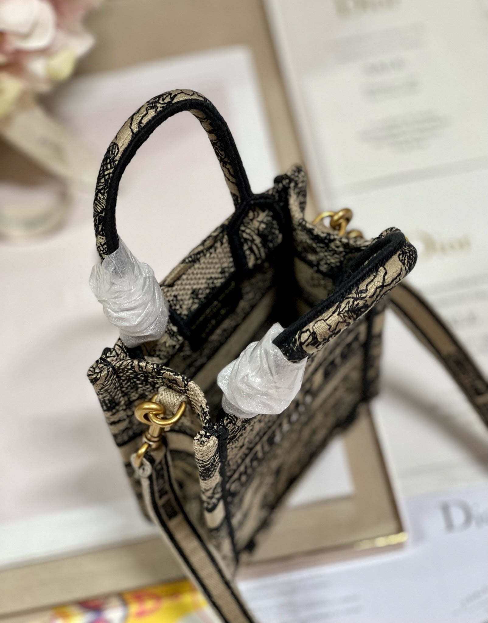 CD Apricot Tiger Mini Book Tote 13.5 cm 336428