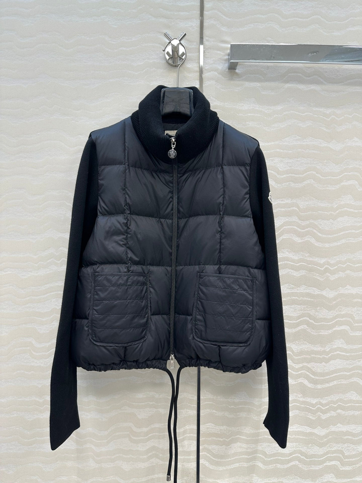 Moncler 2026 Black Down-Padded Knit Cardigan Jacket 446786