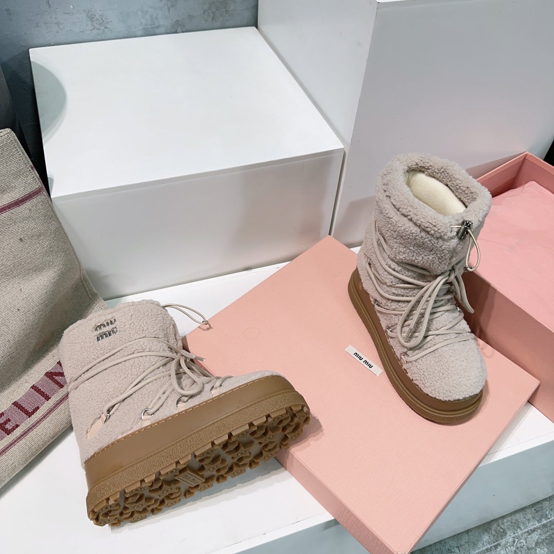 Miumiu 25 Boot Cream Fur Rubber 511265