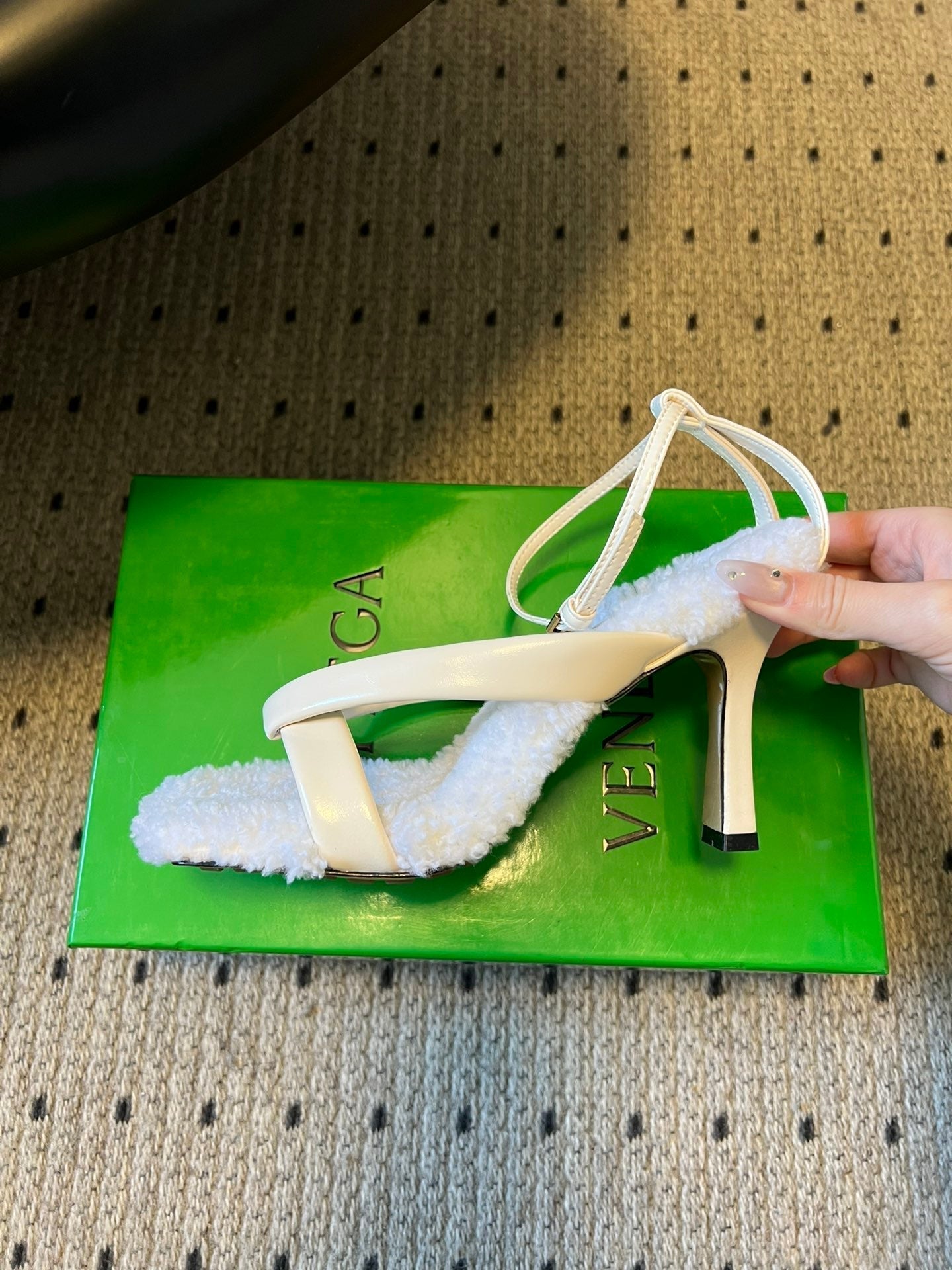 BV 26s Square-Toe High-Heel Sandals 9cm White Lambskin Wool